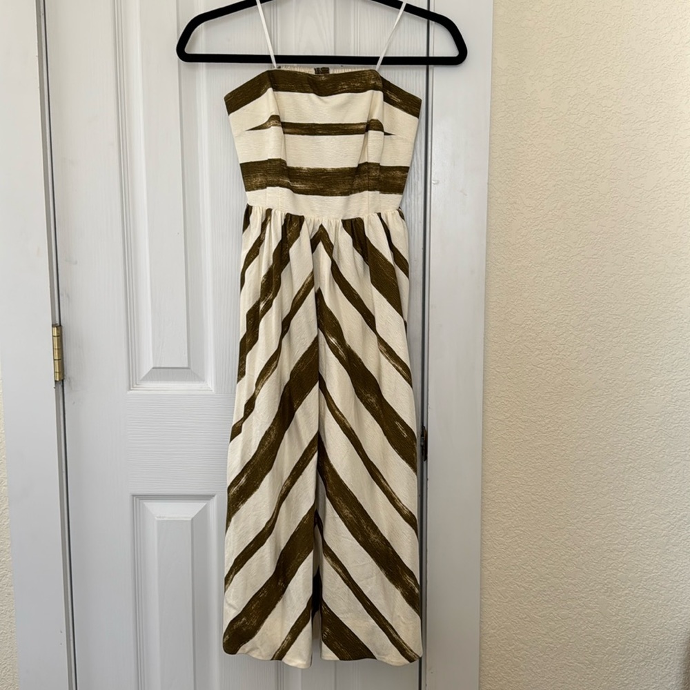 Strapless Anthropologie gown in size 0